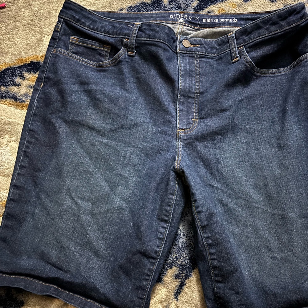 Riders by Lee Gray Midrise Bermuda Shorts